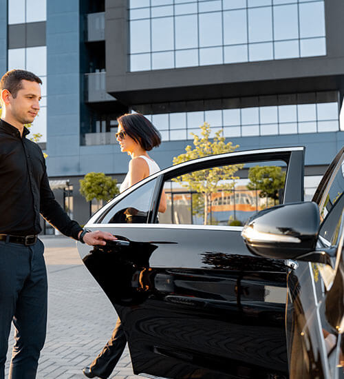 Brislimo Offers Chauffeur Car Services In Brisbane