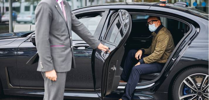 Know About Chauffeur Services