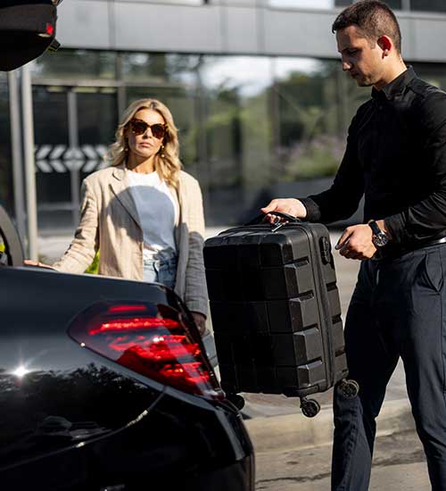 Top Notch Luxury Car Transfer Service